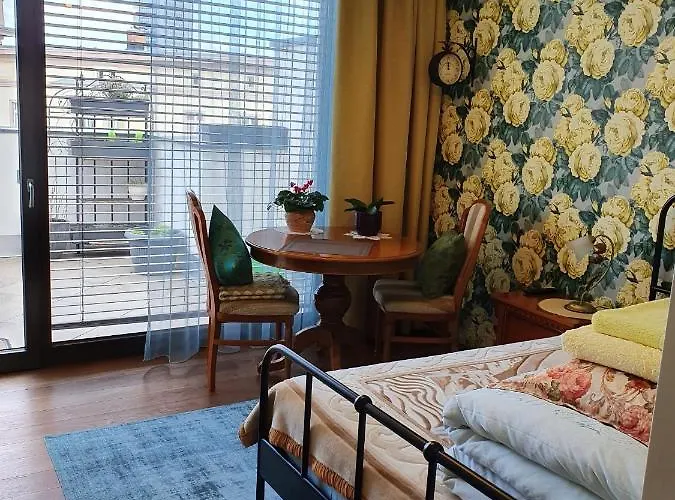 Luxusappartement Mitten In Neueroeffnung !